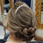 آرایشگاه زنانه رخ پردازان