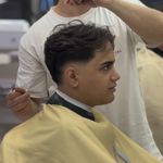 آرایشگاه مردانه نیاوران (عارف جلائیان)