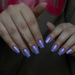 آموزش کاشت و خدمات ناخن نازنین ملکی