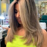 سالن زیبایی و آرایشگاه زنانه ملکه شادلی