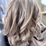 آرایشگاه زنانه عاطی بیوتی(آفر ناخن ورنگ)