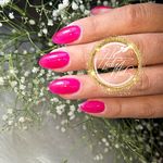 خدمات کاشت و ترمیم ناخن هدیه