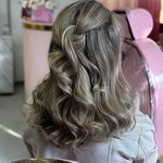 آرایشگاه زنانه مون بيوتی