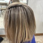 آموزشگاه و سالن زیبایی آیدا احمدی