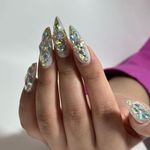 آرایشگاه زنانه وسالن زیبایی مناصالحی