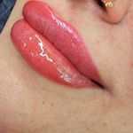 سالن آرایش و زیبایی رویا