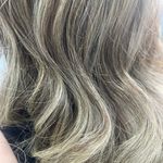 سالن زیبایی آنیل