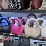 مزون نيكشيد