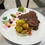رستوران بین المللی شهزاد