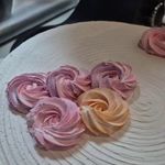 شیرینی و کیک خانگی دِلی شِز