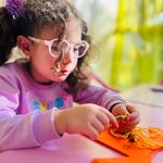 مجموعه آموزشی کودک دنیای خلاقیت نور