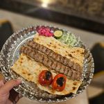 رستوران چهار فصل