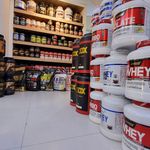 داروخانه بزرگ دکتر حشمتی