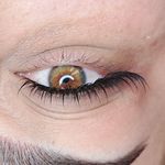 کاشت و اکستنشن مژه