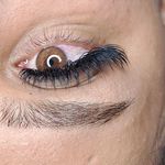 کاشت و اکستنشن مژه