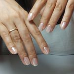 خدمات کاشت ناخن فائزه