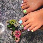 کاشت ناخن زیبا نظری