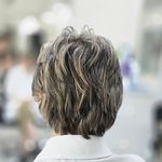 سالن آرایش و زیبایی رویا