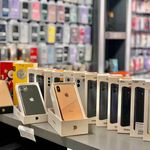 فروشگاه موبایل طاها