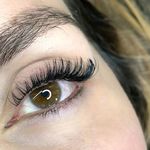 خدمات تخصصی اکستنشن مژه آسایش