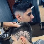 سالن آرایشگاه علی وی آی پی