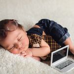 آتلیه عکاسی کودک نوزاد و بارداری فریبا