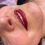 سالن زیبایی vip نورماه
