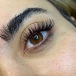 خدمات تخصصی مژه و ناخن بشیری