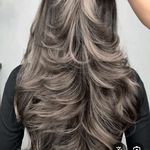 خدمات کراتین و رنگ مو فرزانه