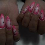 خدمات تخصصی کاشت و طراحى ناخن دان