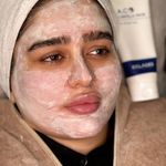 فشیال و پاکسازی پوست مهشید