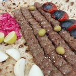 کبابی همهمه