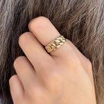 میوگلد سعادت آباد