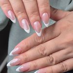 خدمات تخصصی کاشت ناخن هدیه