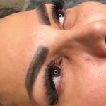 سالن زیبایی و مرکز تخصصی ناخن و مژه