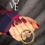 خدمات کاشت و ترمیم ناخن هدیه