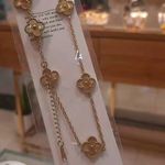 فروشگاه بدلیجات سنجاق