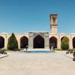 بازار وکیل