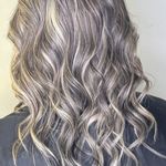 سالن زیبایی Red Beauty