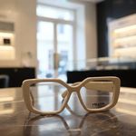 عینک سازی و بینایی سنجی بهراد