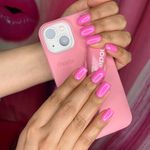 خدمات تخصصی زیبایی مانولیا