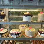شیرینی سرای آفتاب شهر