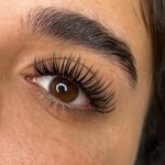 خدمات تخصصی اکستنشن مژه انصاری