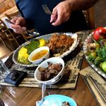 رستوران هفت خوان