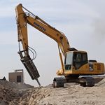 حفاری و گود برداری با بیل مکانیک حسین