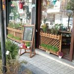 رستوران جوان