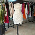 خیاطی ترمه تعمیرات و دوخت تمامی لباس ها