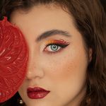 سالن زیبایی و مرکز اپیلاسیون سیمرغ