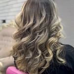 خدمات تخصصی رنگ و لایت آیلار