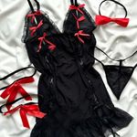 فروشگاه لباس زیر زنانه سارا